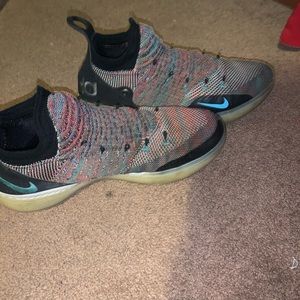 Kevin Durant shoes (without laces)